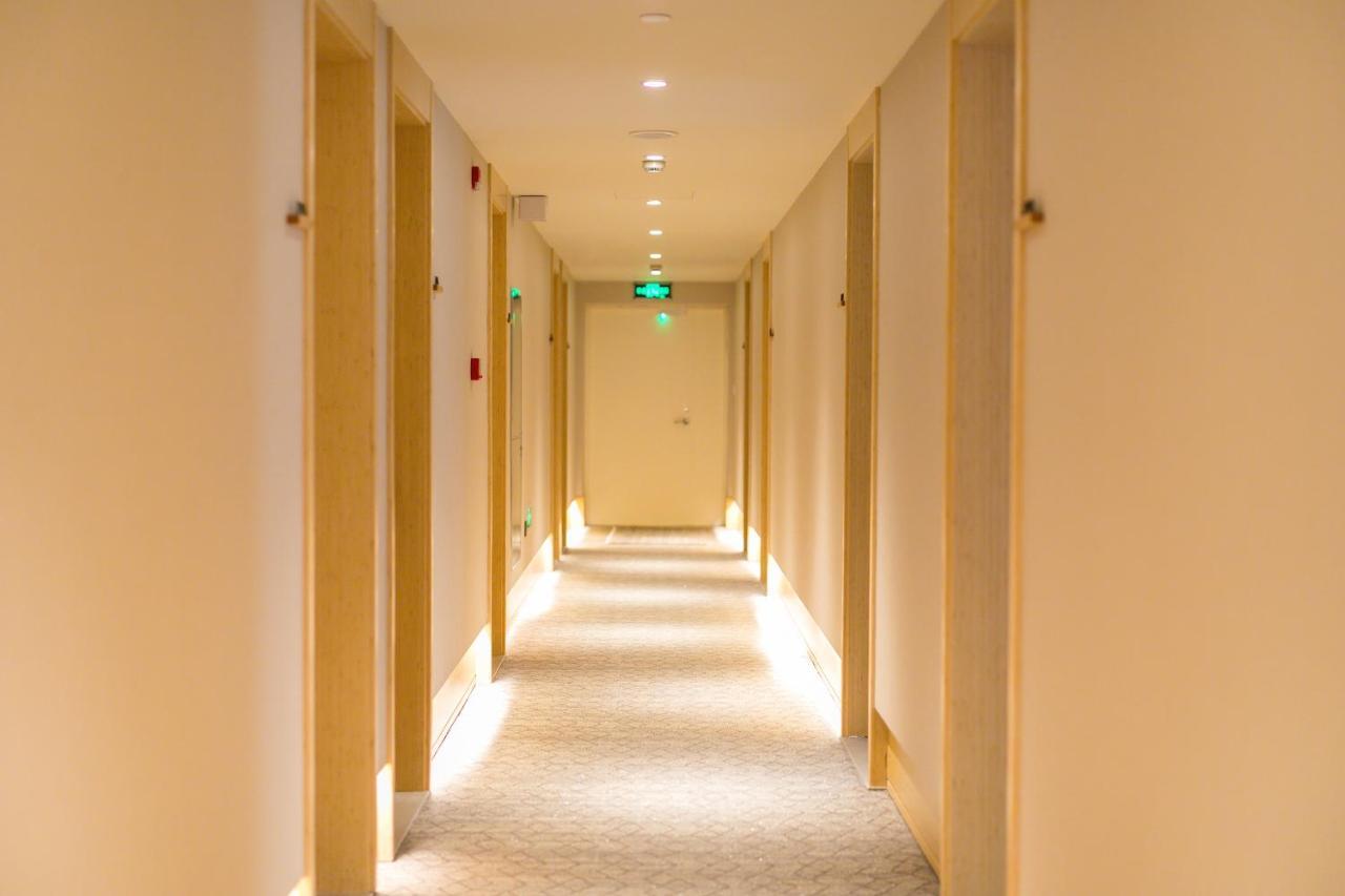 Ji Hotel